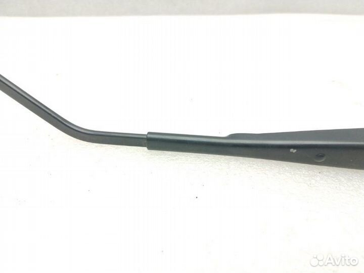 Поводок стеклоочистителя левый Chevrolet Cruze