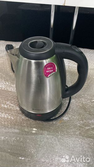 Чайник электрический Scarlett SC-EK27G51 1.8 л