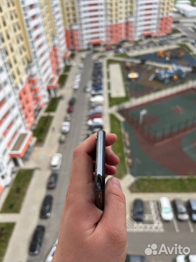 iPhone X, 256 ГБ