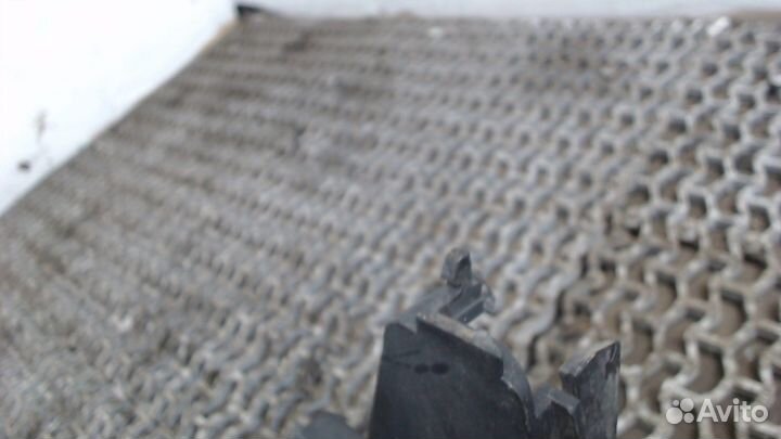 Решетка радиатора Nissan Armada, 2004