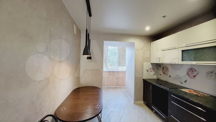 2-к. квартира, 51 м², 1/5 эт.