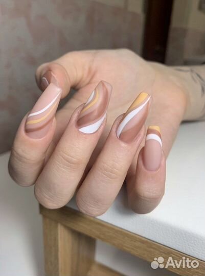 Мастер маникюра