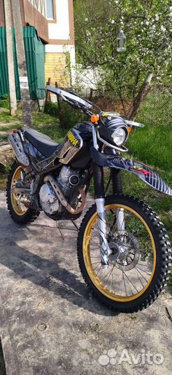 Yamaha XT250 Serow