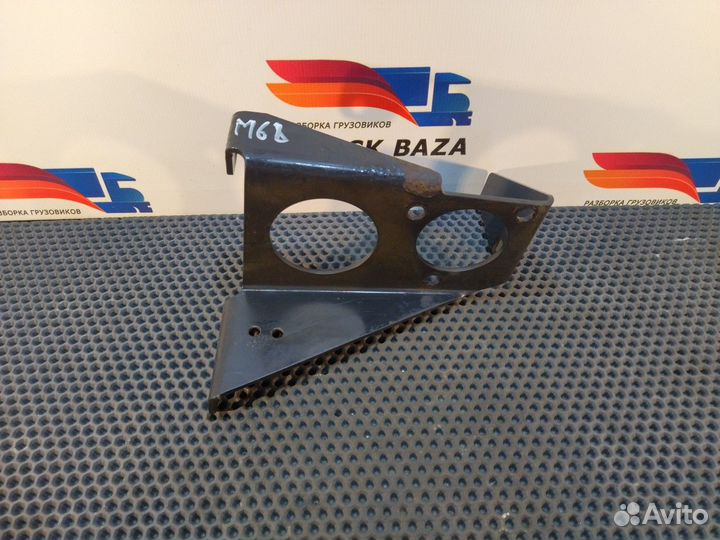 Кронштейн осушителя воздуха