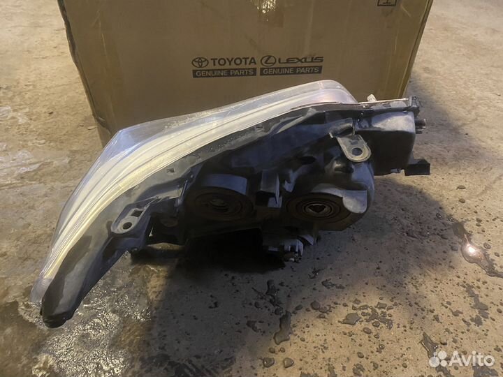 Фара левая toyota land cruiser prado 150