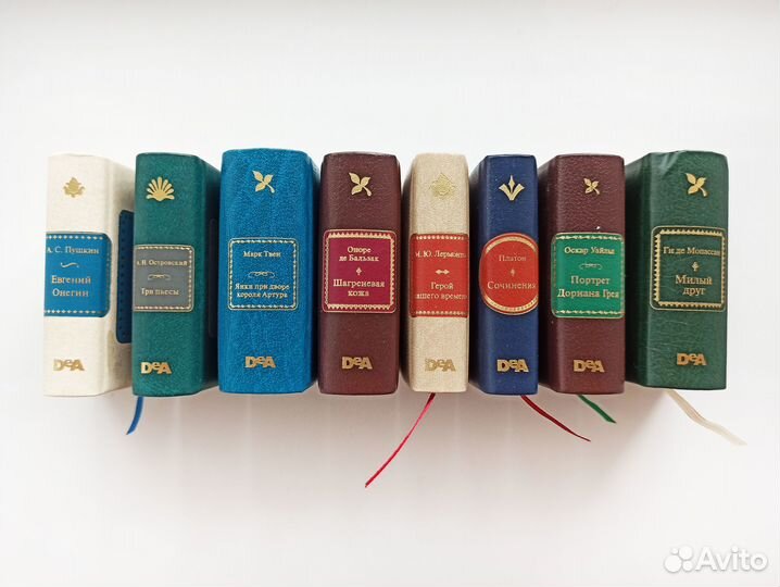 Миниатюрные книги De'agostini