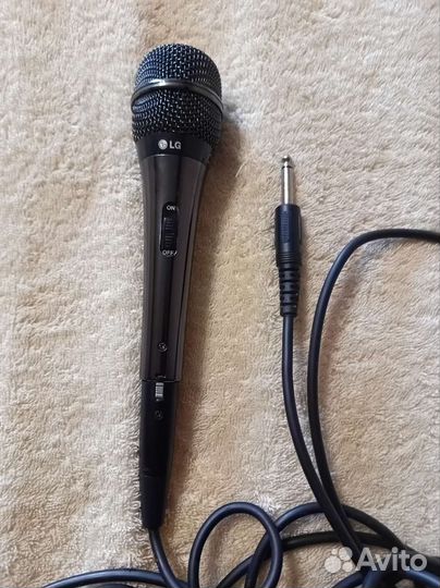 Микрофон для караоке LG