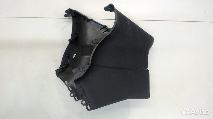 Пластик центральной консоли Pontiac Vibe 2, 2010