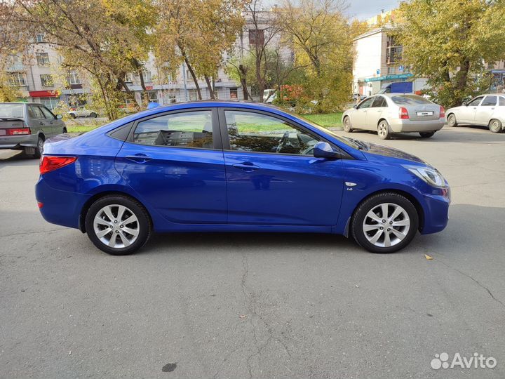 Hyundai Solaris 1.6 AT, 2011, 130 000 км