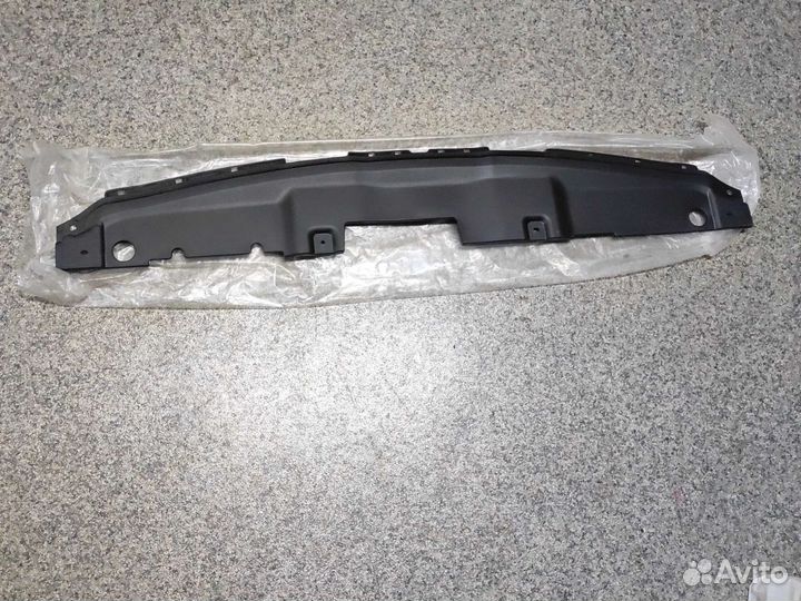 Накладка замка капота hyundai solaris c 2011