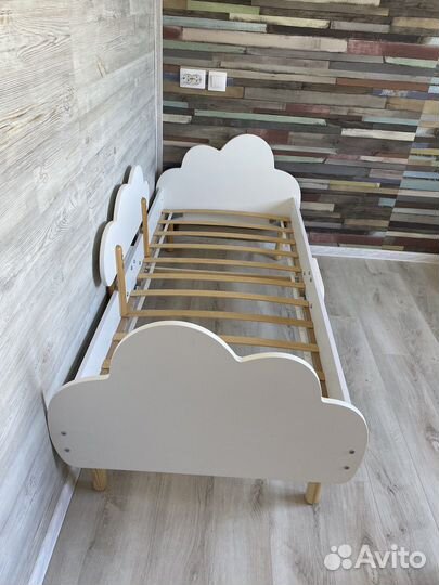 Кровать детская облако