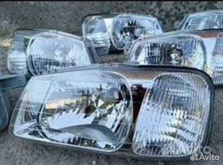 Фара Hyundai Accent левая правая новая