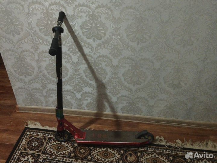 Трюковой самокат