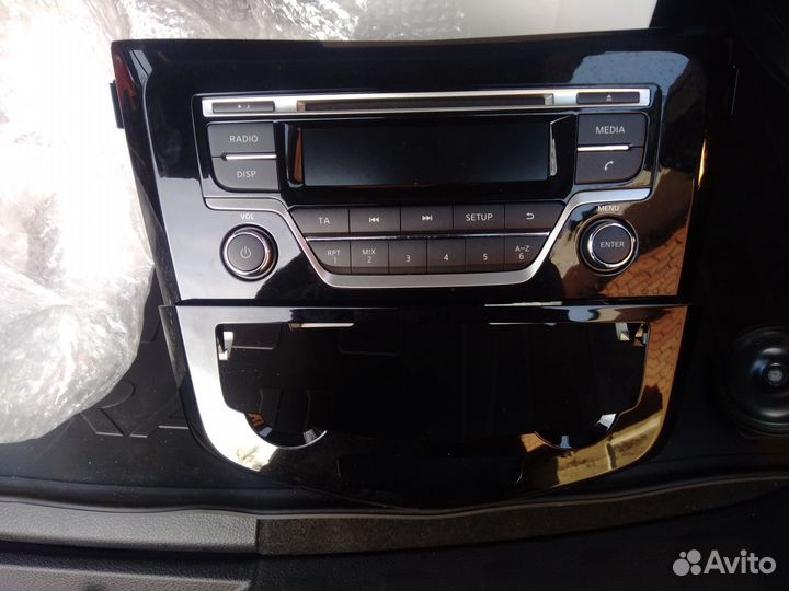 Сделай декор В офис магнитола новая nissan X-Trail