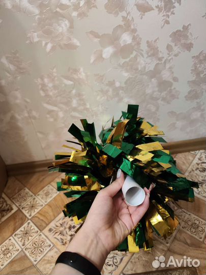 Помпоны для черлидинга зелёный - золотой