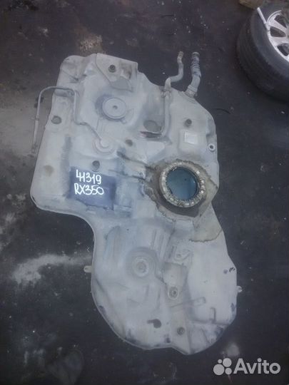 Бензобак Lexus RX 350 2003-2009 GSU35