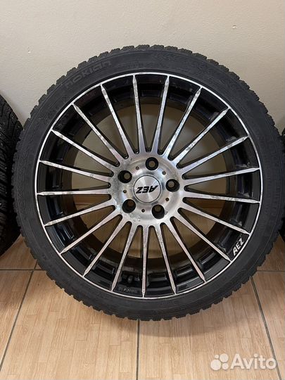 Nokian Tyres Hakkapeliitta 8 225/40 R18 92T