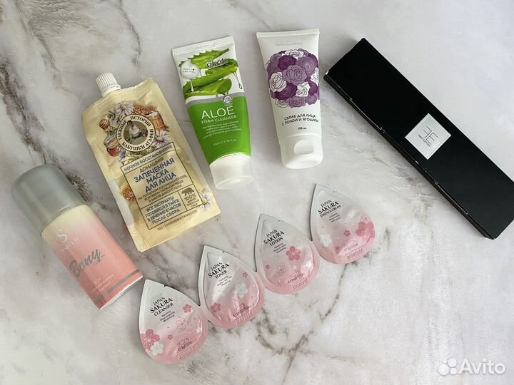 Набор косметики пакетом крем дезодорант