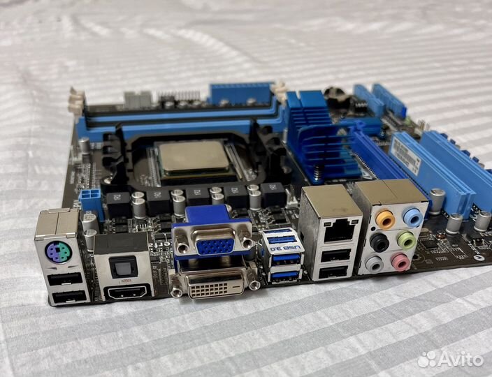 Материнская плата с процессором AMD FX4350