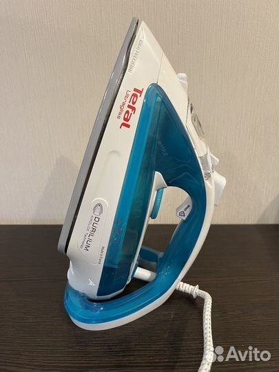 Утюг Tefal FV4951 EO на запчасти или ремонт