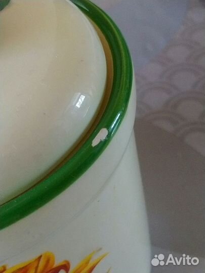 Керамическая баночка