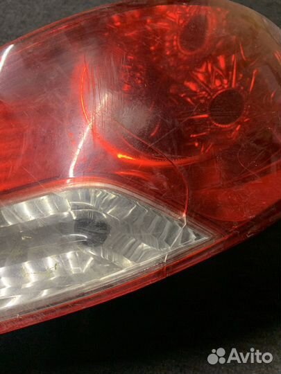 Фонарь правый трещина Hyundai Solaris до 2014г