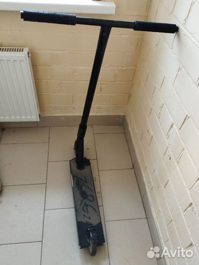 Трюковой самокат стрит