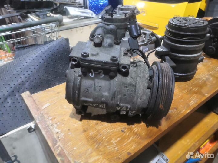 Компрессор кондиционера двс J3 Carnival/Terracan