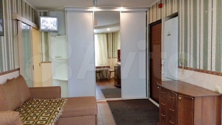 2-к. квартира, 50 м², 3/10 эт.