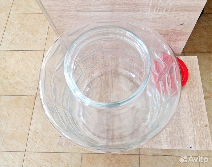 Банка 25 литров