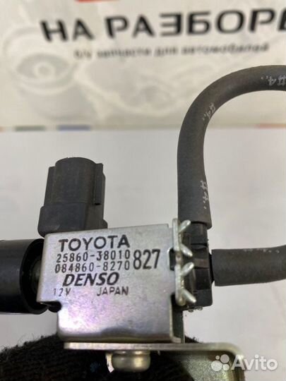 Вакуумный клапан Toyota Land Cruiser 200