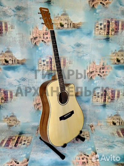 Гитара акустическая, новая + комплект