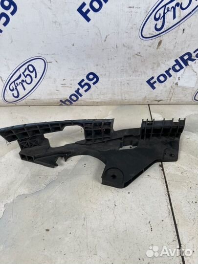 Кронштейн фары передний левый Lexus Is250 XE20