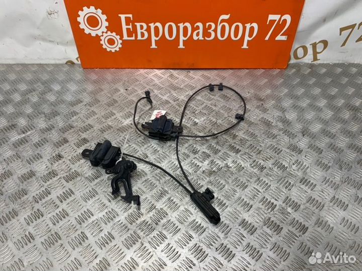 Замок капота Volvo V60 FW48