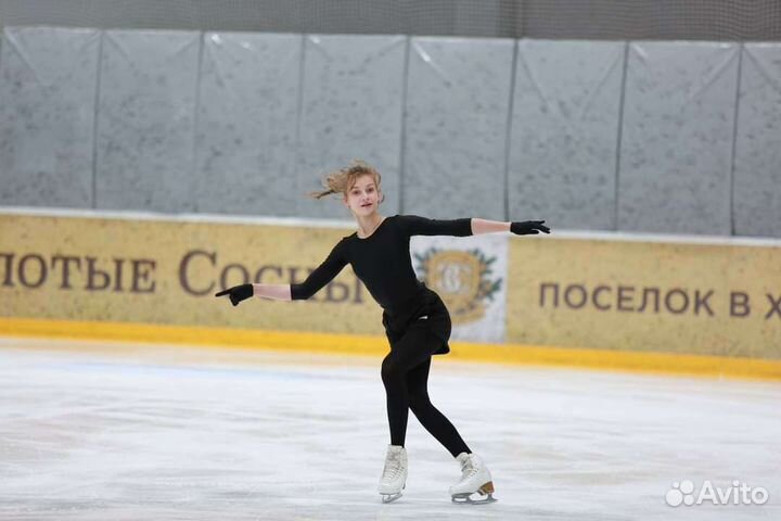 Тренер по фигурному катанию