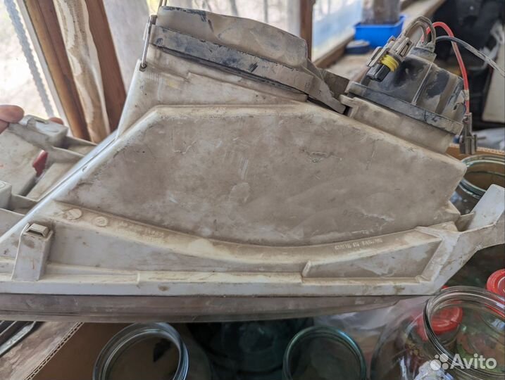 Фара передняя левая на Skoda Octavia Tour