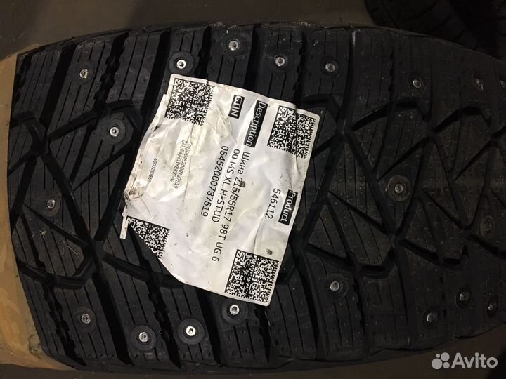Goodyear Ultragrip 600 215/55 R17 98T