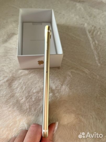 Телефон iPhone 7 plus