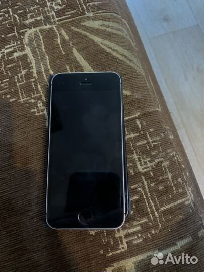 Телефон iPhone 5s