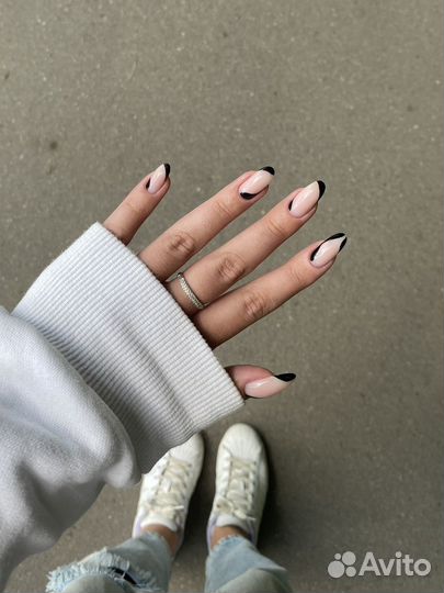 Маникюр и наращивание ногтей