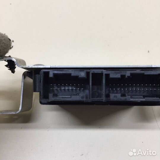 Блок управления парктроником Jaguar XE 760 2014-20