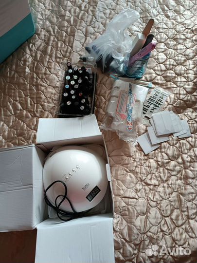 Лампа и лаки для маникюра(Шилак, гель лак)