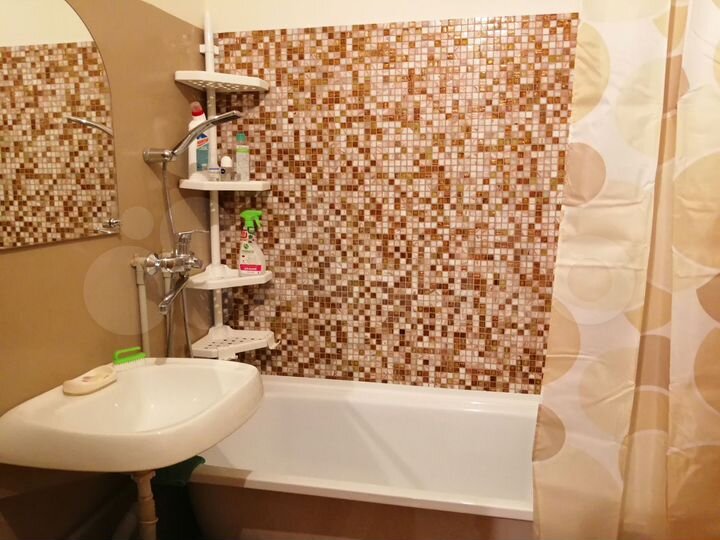 3-к. квартира, 83 м², 14/17 эт.