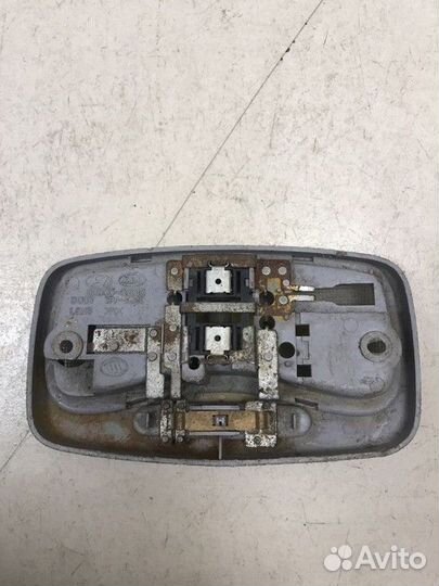 Плафон внутреннего освещения Kia Picanto