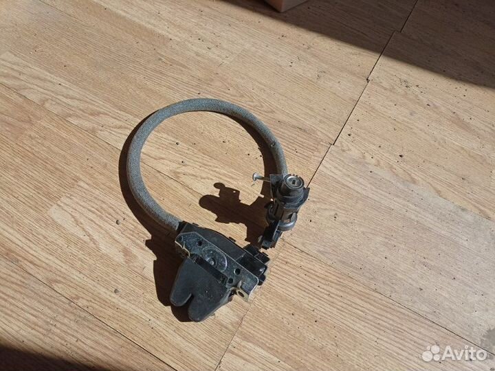 Замок Mercedes-Benz C-Class W204 2007-2015