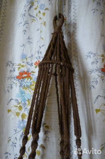 Кашпо подвесное