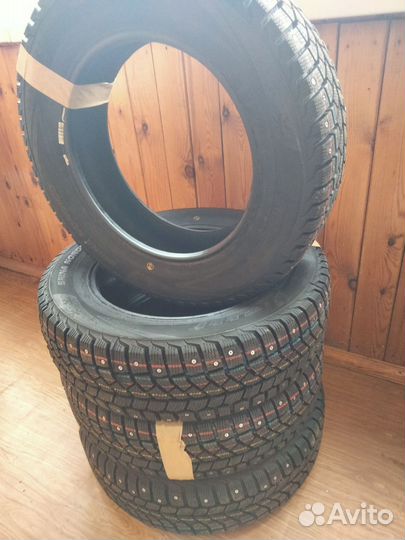 Viatti Brina Nordico V-522 185/65 R15 88