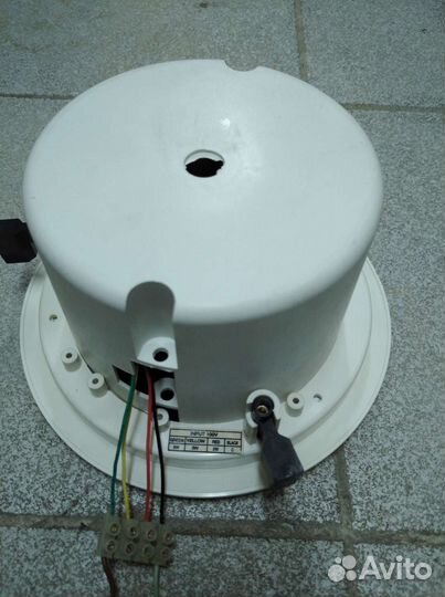 Встраиваемый громкоговоритель