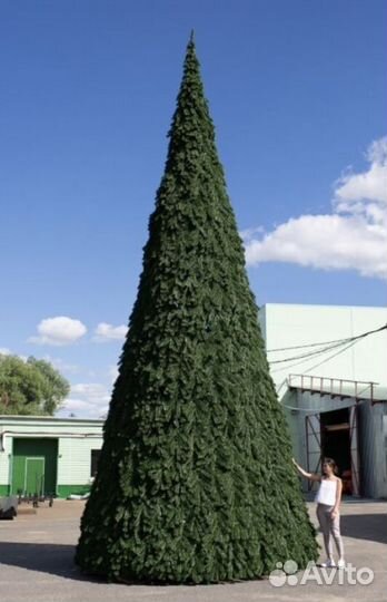 Ель искусственная уличная не бу
