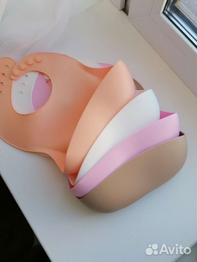 Нагрудник слюнявчик силиконовый